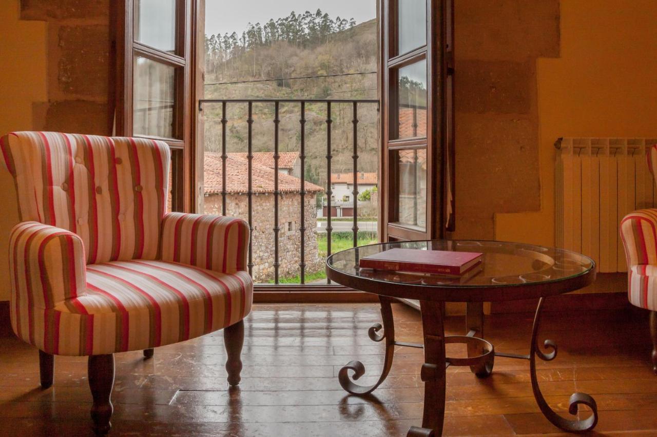 Casona De La Salceda Pensionat Treceño Eksteriør billede