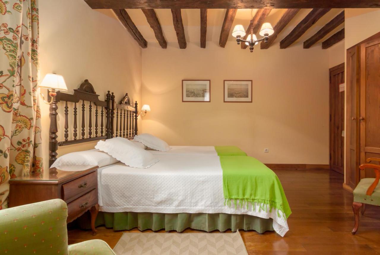 Casona De La Salceda Pensionat Treceño Eksteriør billede